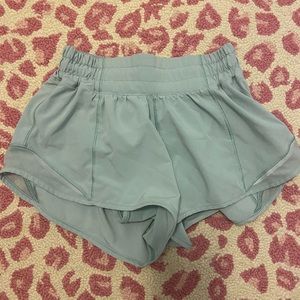 Lululemon Hotty Hot Shorts